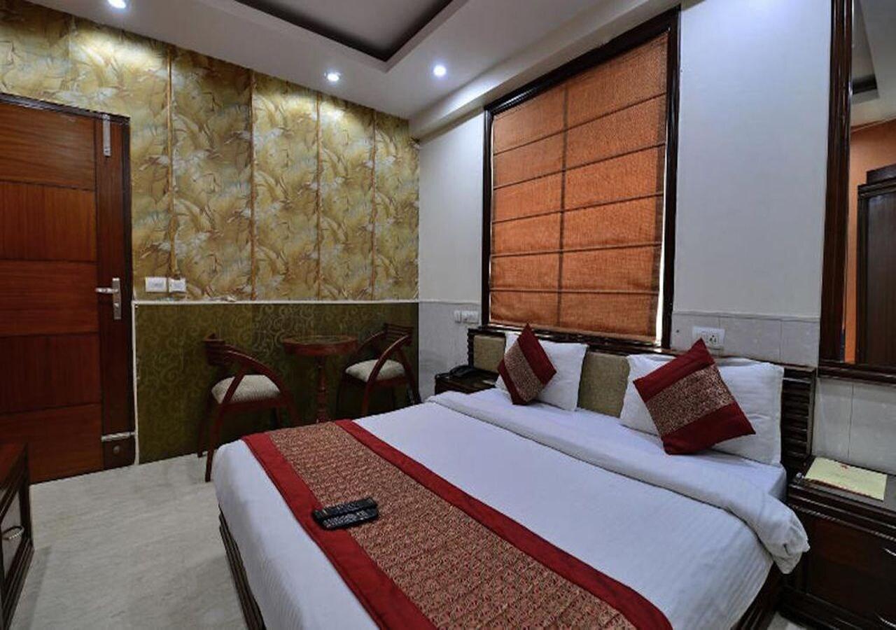 Hotel The Daanish Residency - Karol Bagh Нью-Дели Экстерьер фото