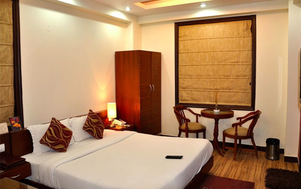 Hotel The Daanish Residency - Karol Bagh Нью-Дели Экстерьер фото